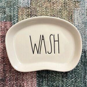 Rae Dunn sponge holder